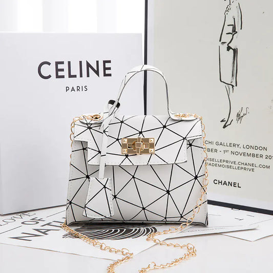 Chic Diamond Grid Compact Handbag